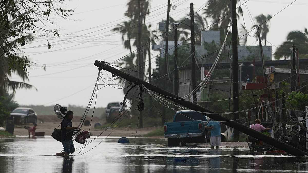 Hurricane Polo Slams Mexico, Bringing Floods and Destruction