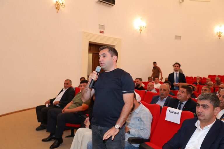 Participants of the pomegranate growing event held in Goychay