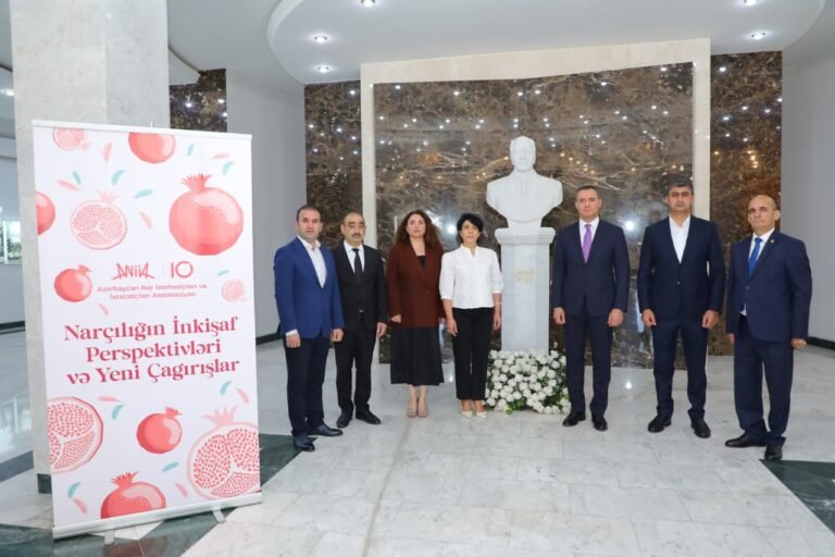 Participants of the pomegranate growing event held in Goychay