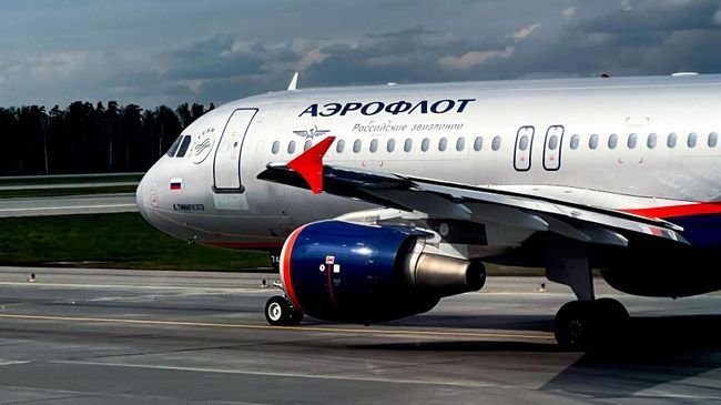 Aeroflot aircraft at an airport during winter schedule operations