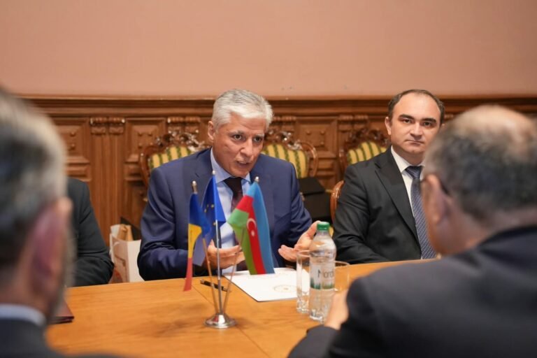 Подписание меморандума о сотрудничестве между театрами Азербайджана и Молдовы