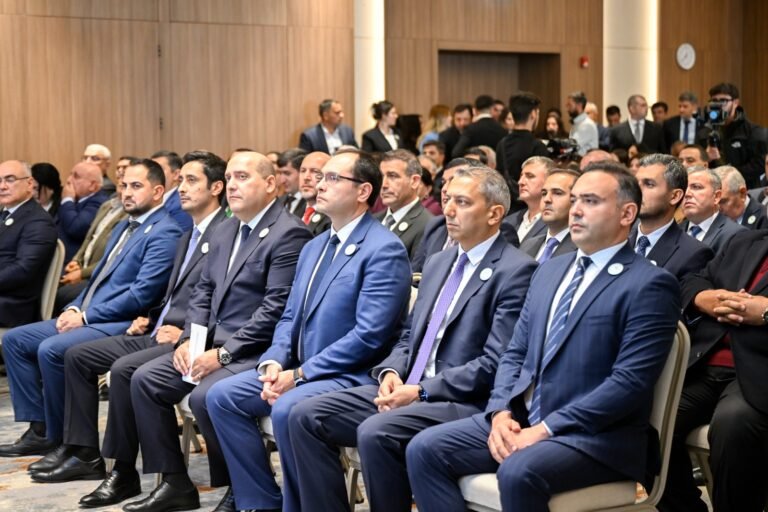 Karabakh youth touring Shamkir Agropark's modern greenhouses and facilities
