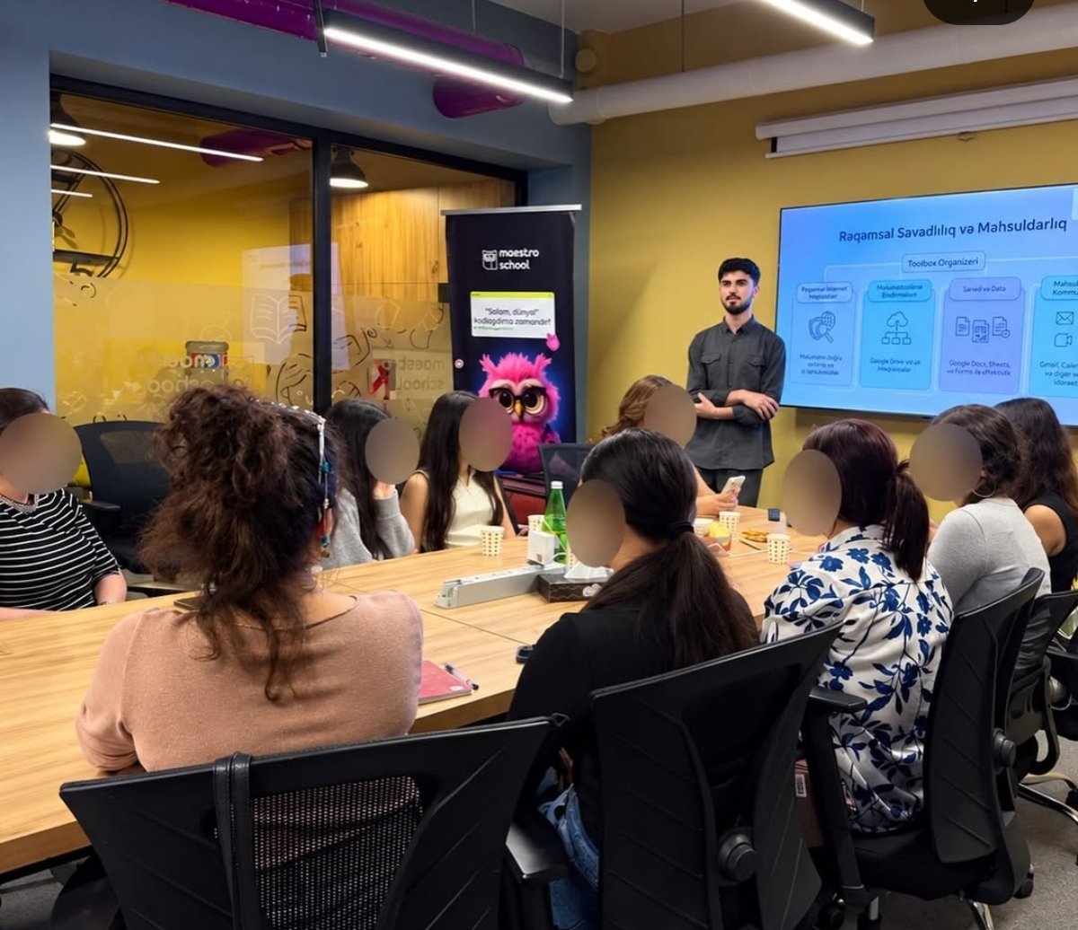 Formerly incarcerated women taking part in a digital skills training programme