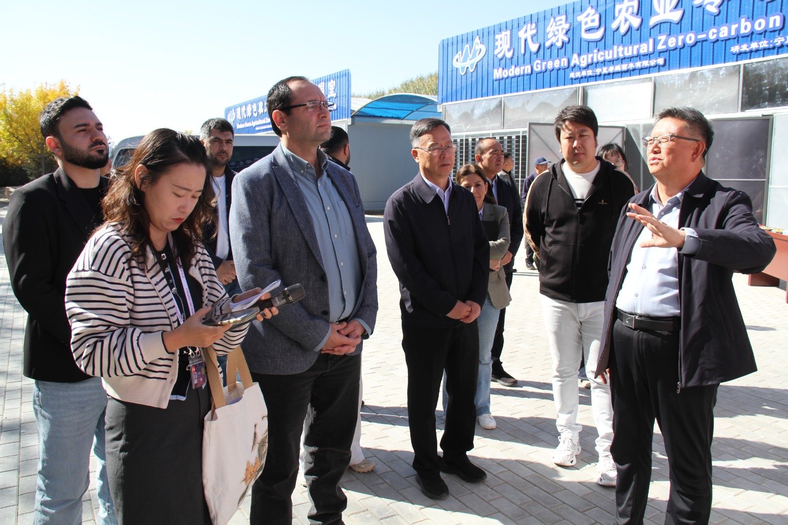 Azerbaijani agriculture delegation visiting a smart greenhouse complex in Yinchuan, China