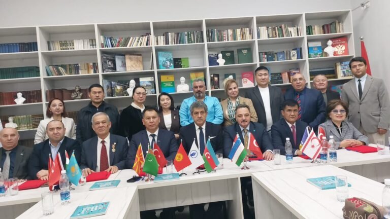 Aqil Ələsgər Qırğızıstanda “Ən yaxşı jurnalist” medalı ilə təltif olunub