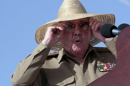 Arrest Warrant Issued in Florida for Former Cuban Leader Raúl Castro